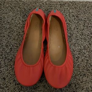 Poppy Tieks!